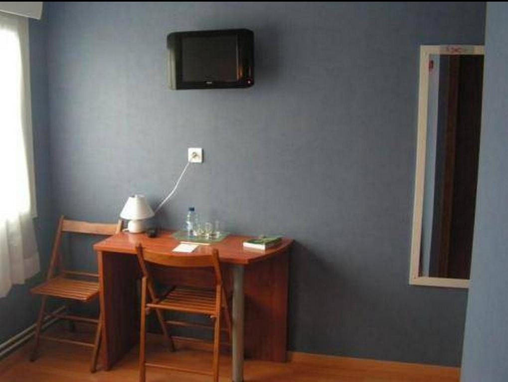 Au P'Tit Quinquin Hotel Le Val-Saint-Pere ห้อง รูปภาพ