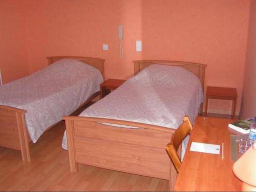 Au P'Tit Quinquin Hotel Le Val-Saint-Pere ห้อง รูปภาพ