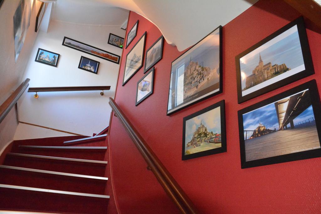 Au P'Tit Quinquin Hotel Le Val-Saint-Pere ภายนอก รูปภาพ