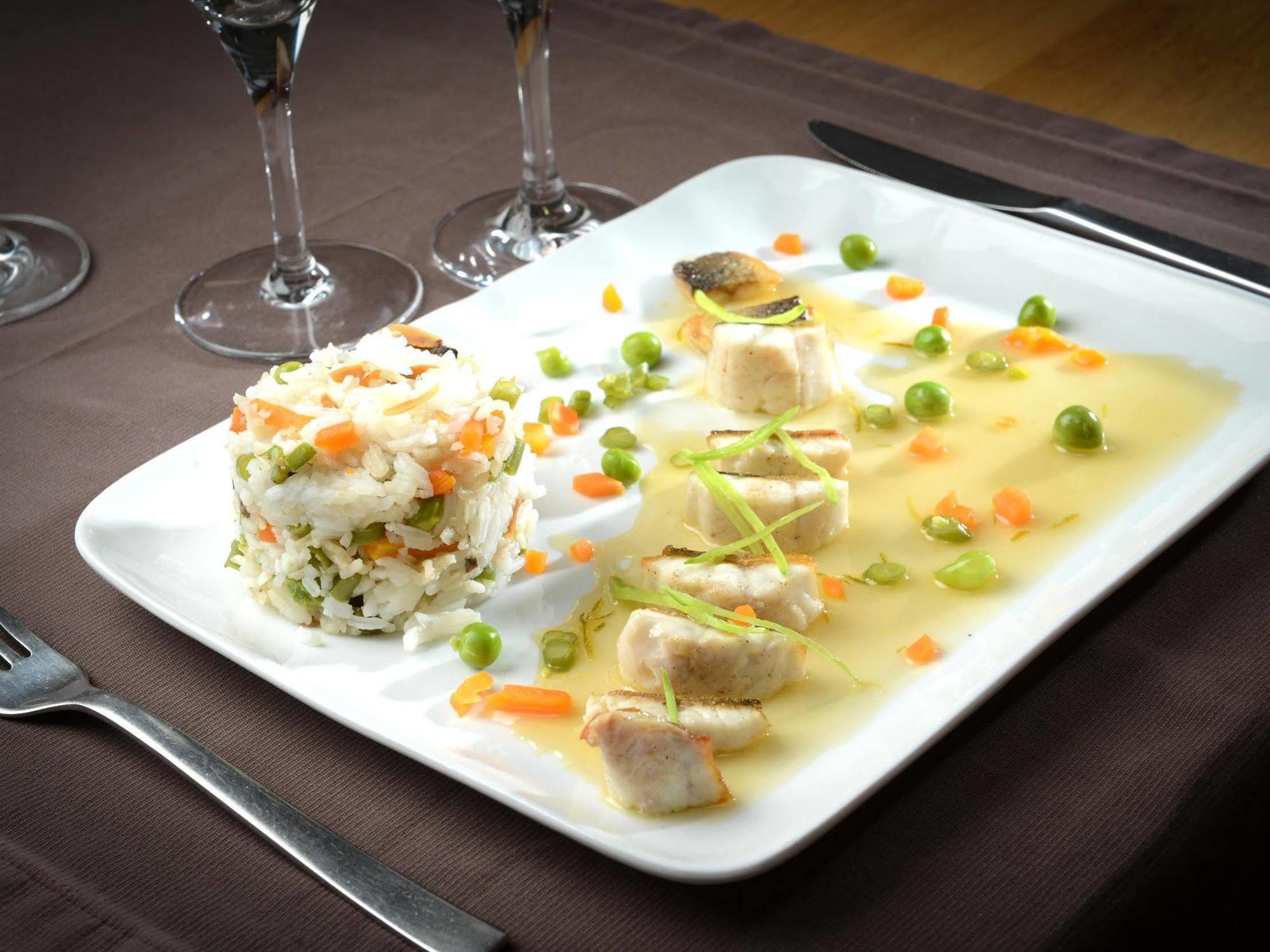 Au P'Tit Quinquin Hotel Le Val-Saint-Pere ภายนอก รูปภาพ